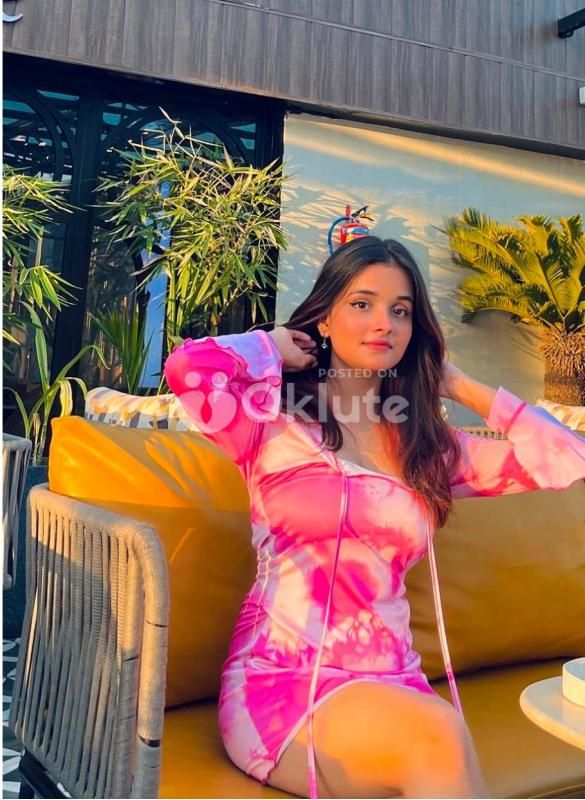 No advance only cash payment college student high profile Surat escort call girl in Surat