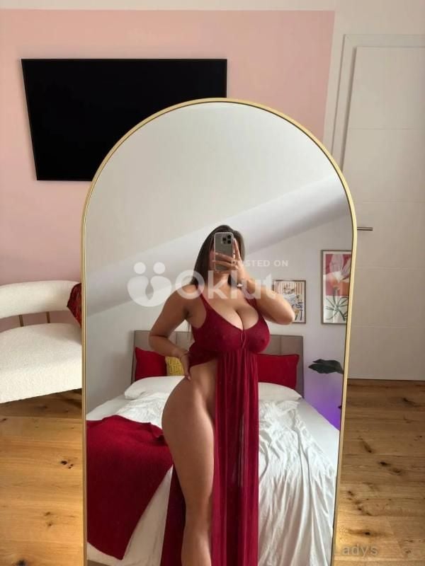 Nikki, escort service available 24/7 in Bangalore